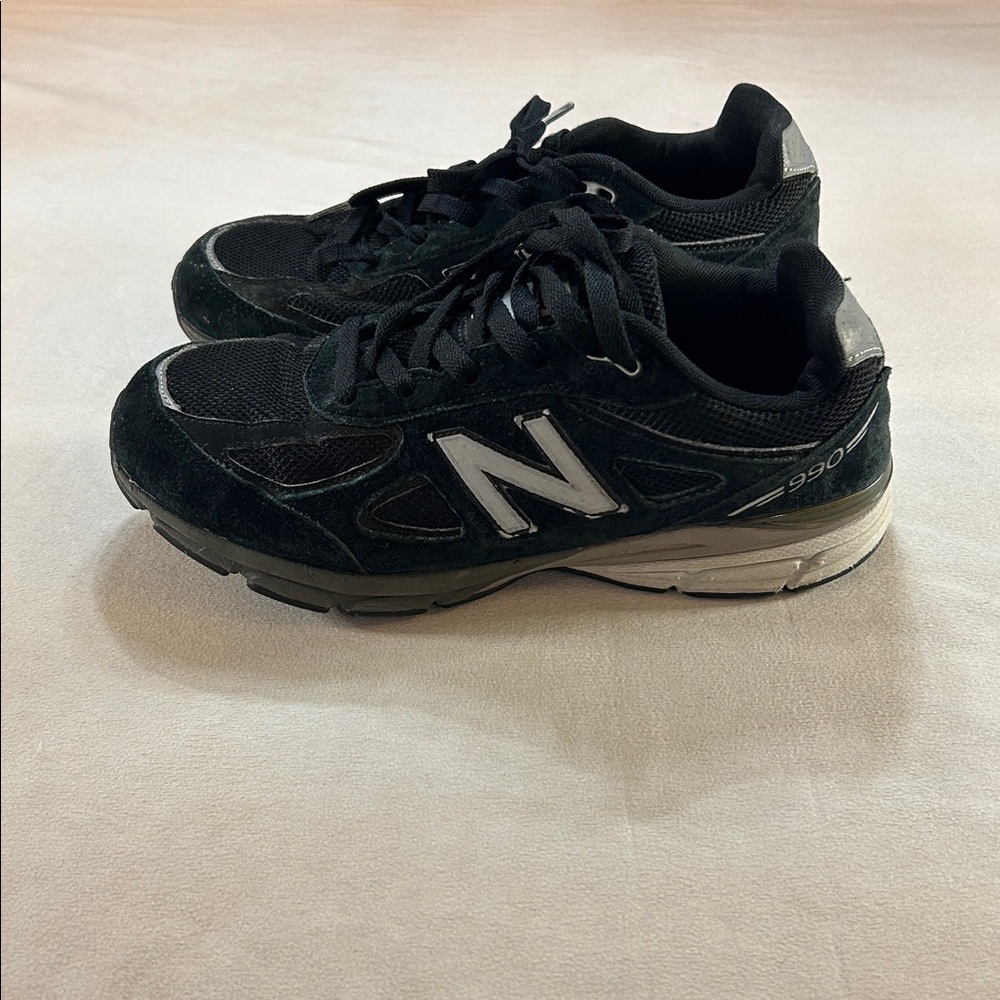 New Balance 990